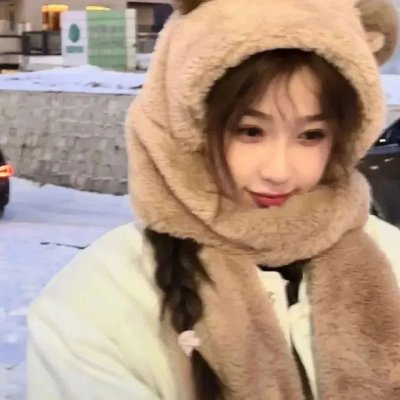 独自在夜晚的海边